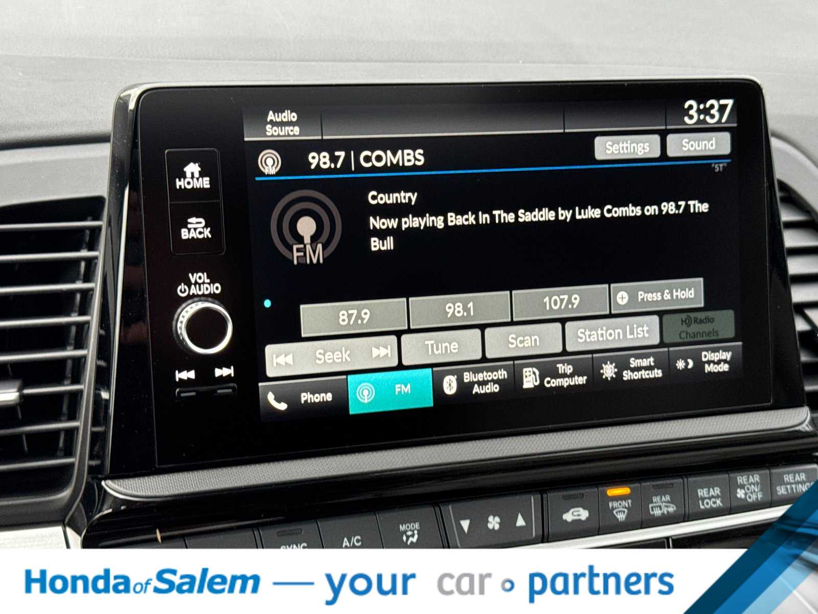 Thumbnail: 2026 Honda Odyssey - 19