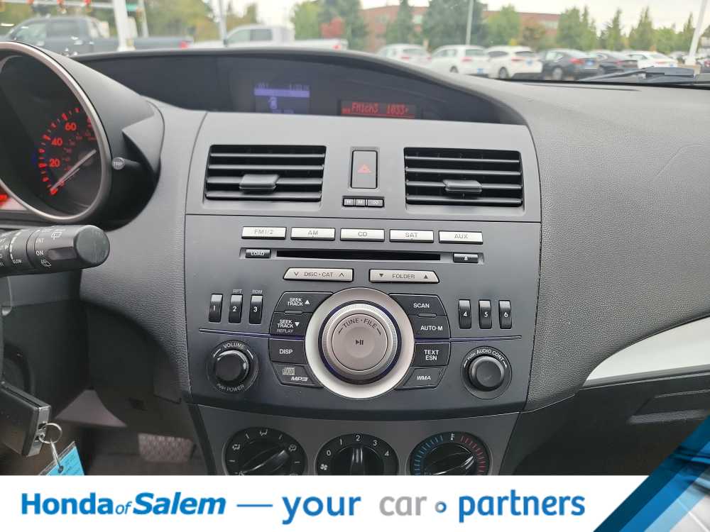 Thumbnail: 2011 Mazda Mazda3 - 16