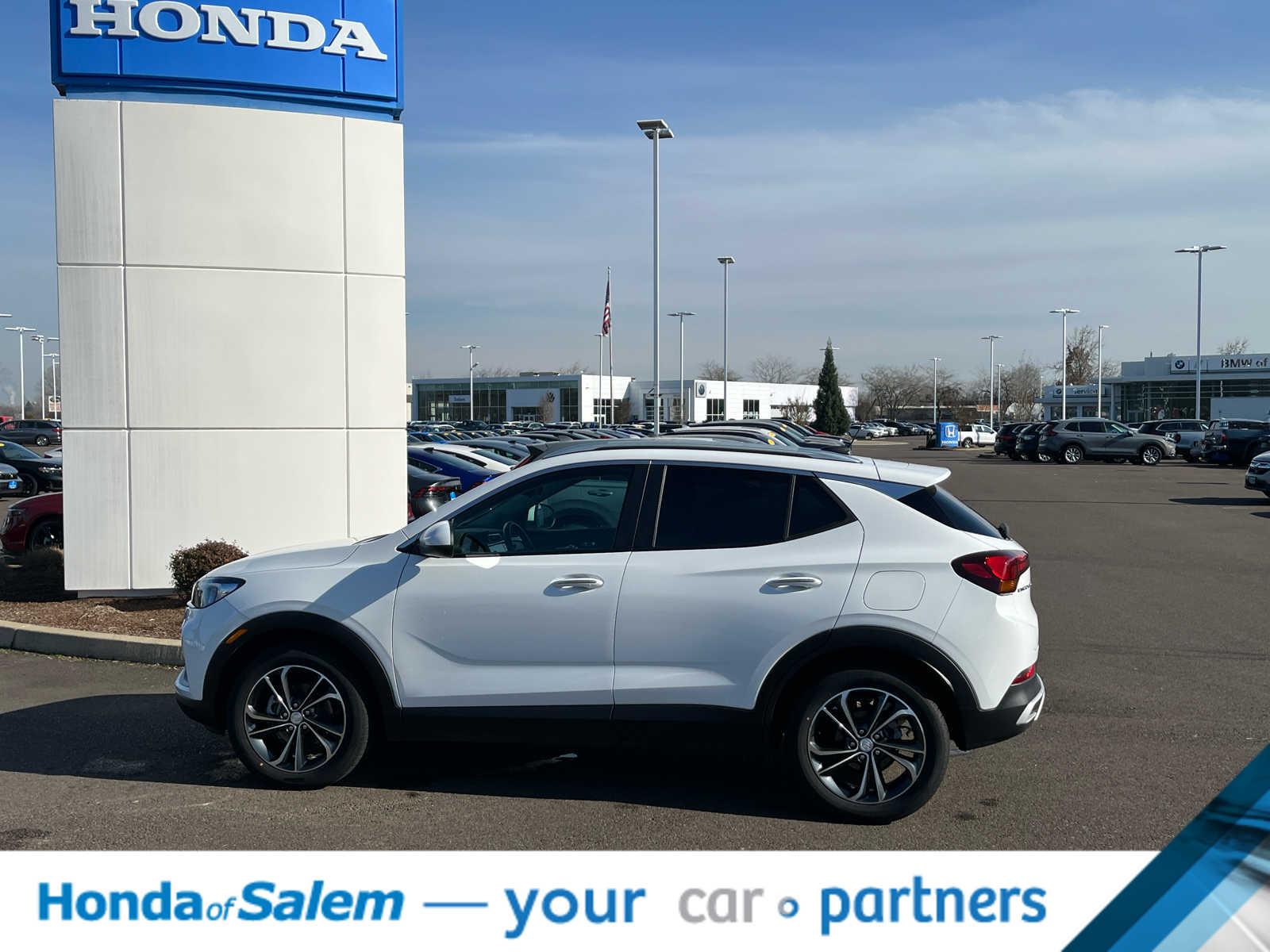 Thumbnail: 2023 Buick Encore GX - 3