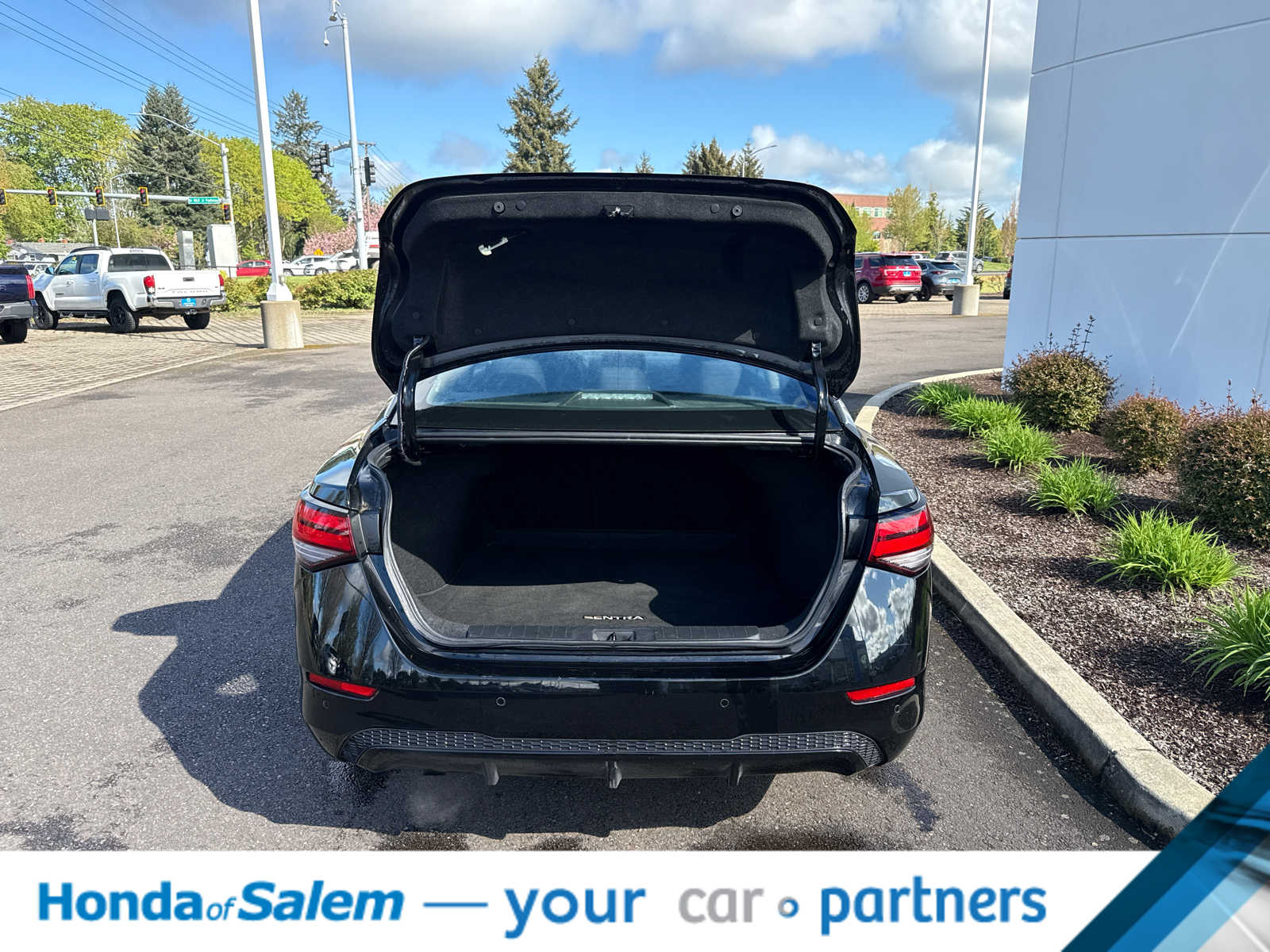 Thumbnail: 2024 Nissan Sentra - 19