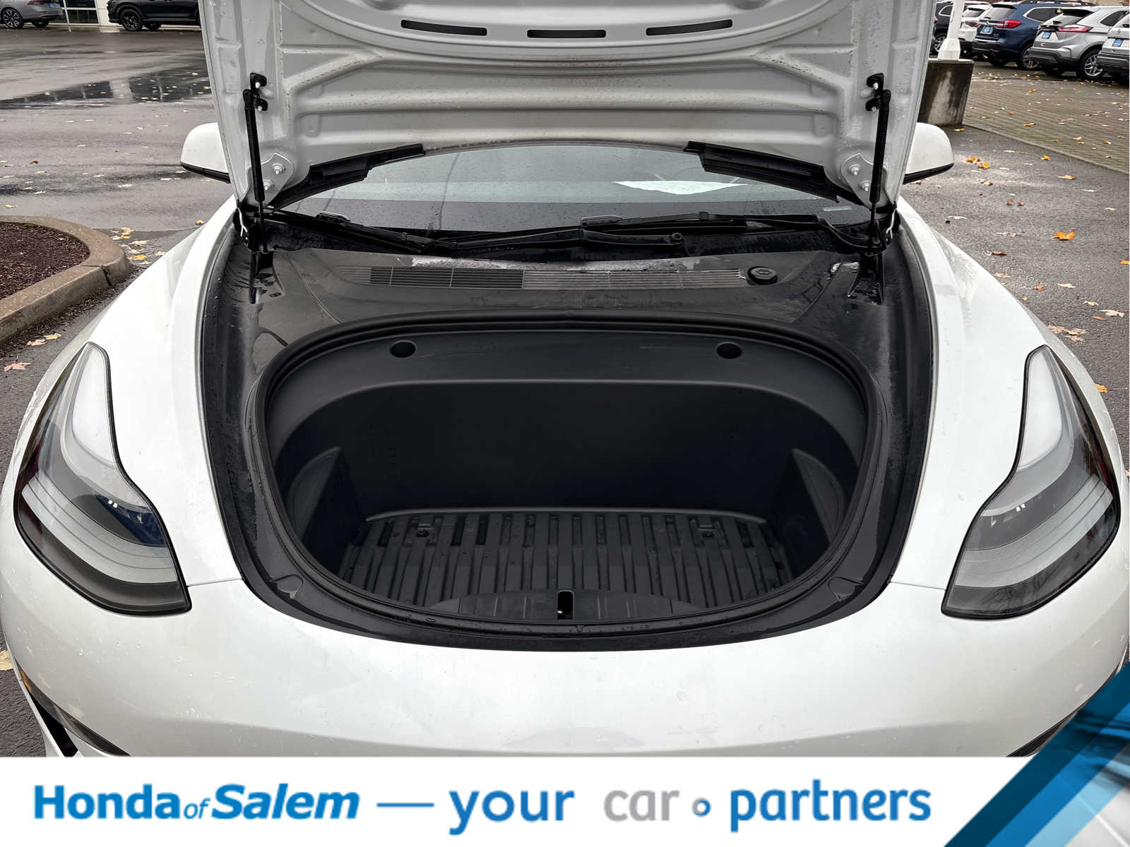 Thumbnail: 2023 Tesla Model 3 - 13