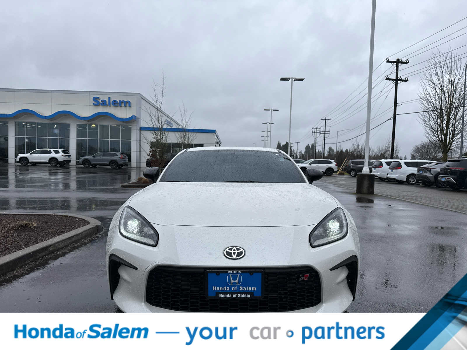 Thumbnail: 2025 Toyota GR86 - 6