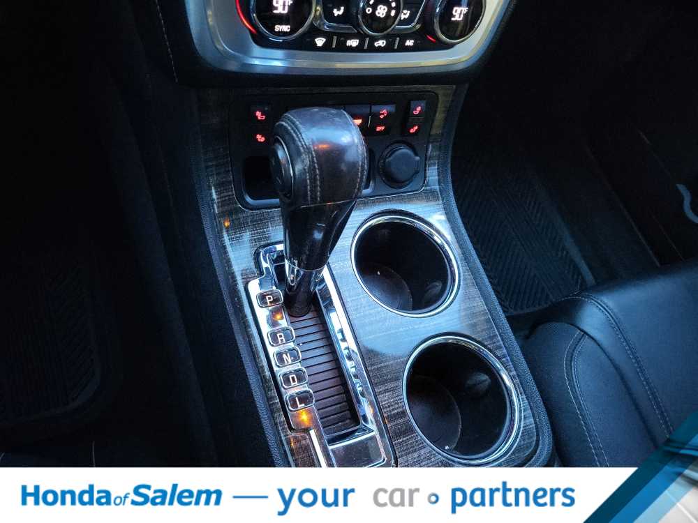 Thumbnail: 2013 GMC Acadia - 17