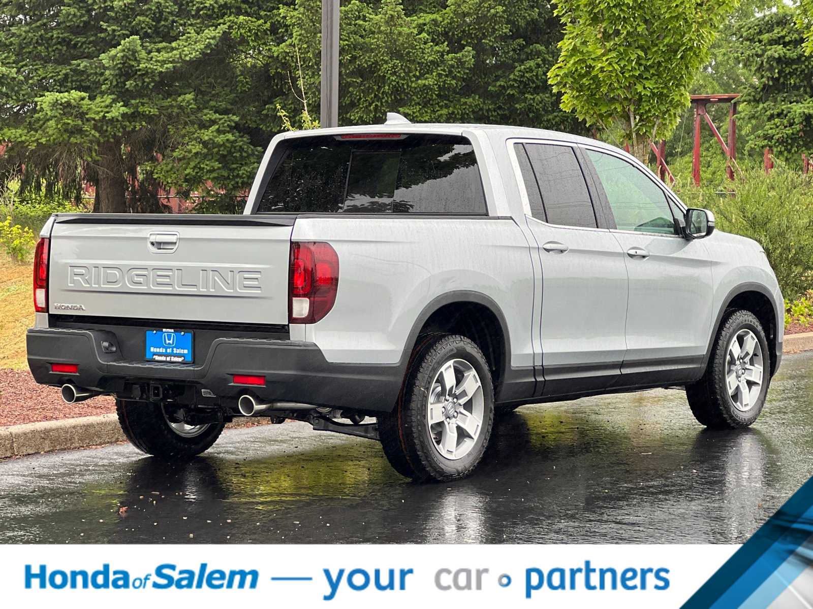 2025 Honda Ridgeline RTL photo 2