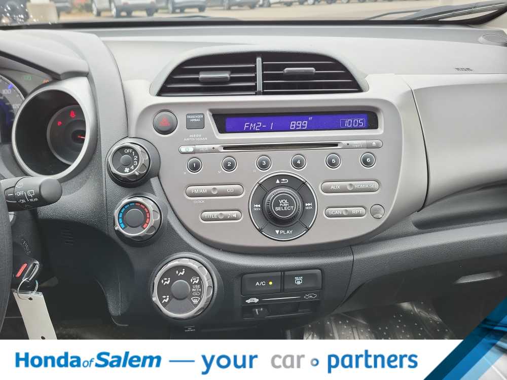 Thumbnail: 2013 Honda Fit - 16