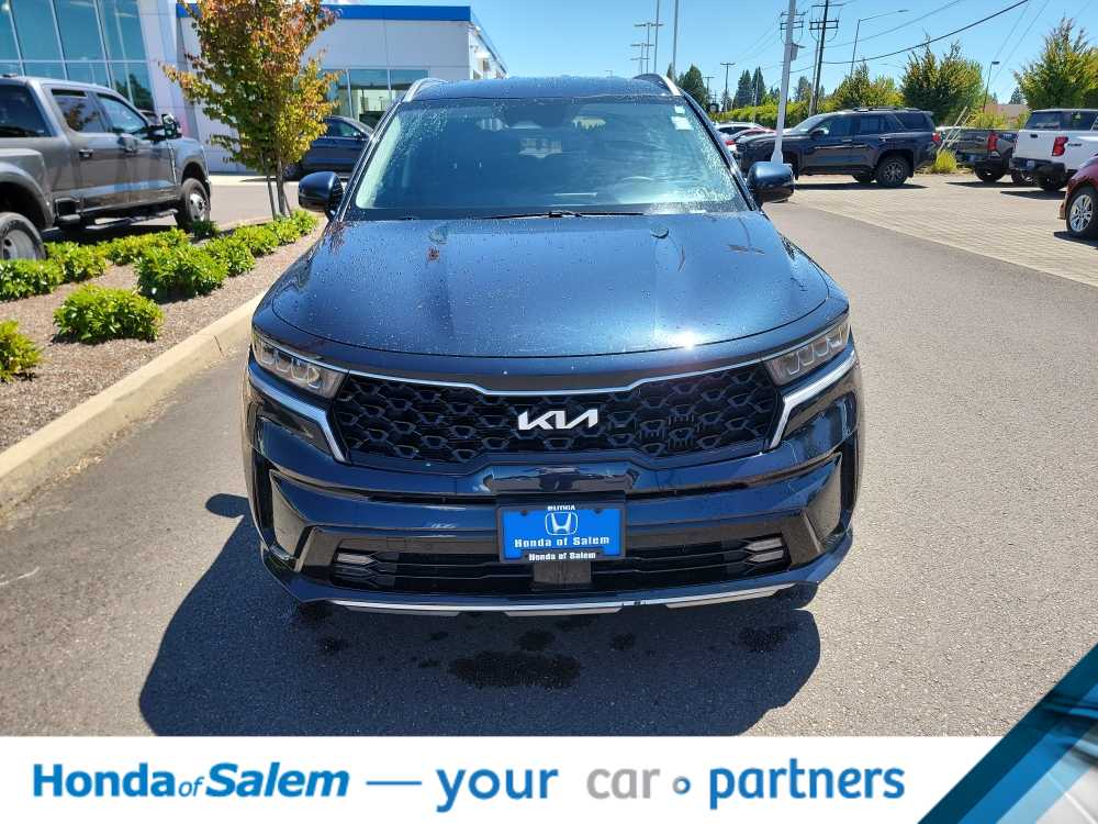 Thumbnail: 2023 Kia Sorento - 6
