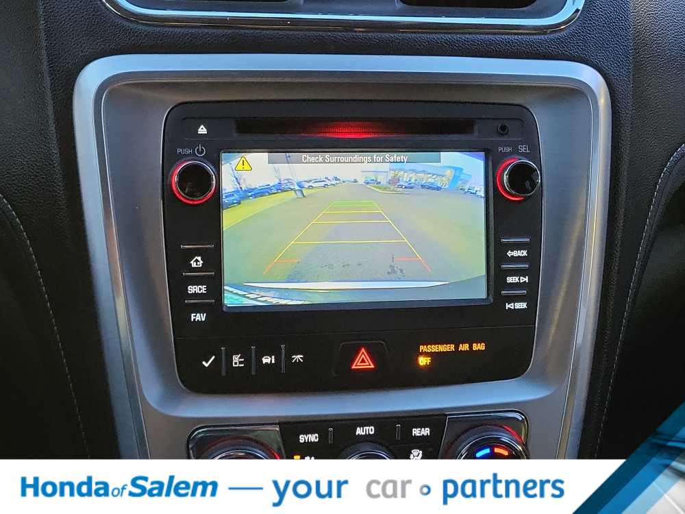 Thumbnail: 2013 GMC Acadia - 25