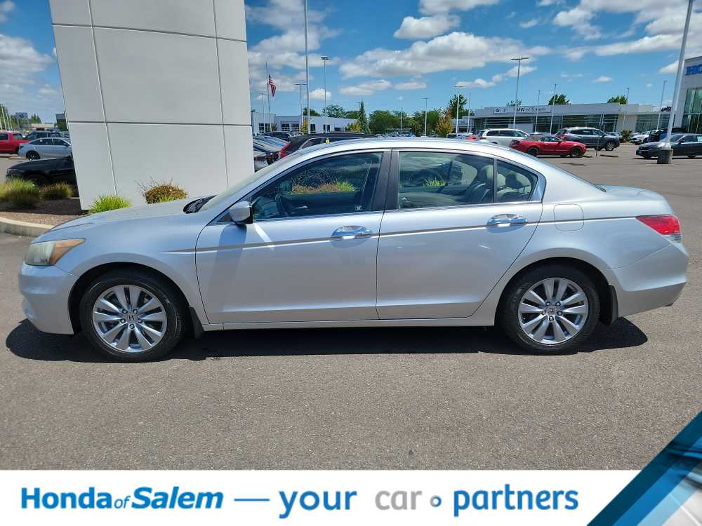Thumbnail: 2011 Honda Accord - 3