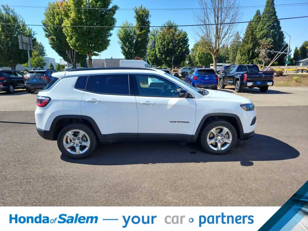 Thumbnail: 2024 Jeep Compass - 23
