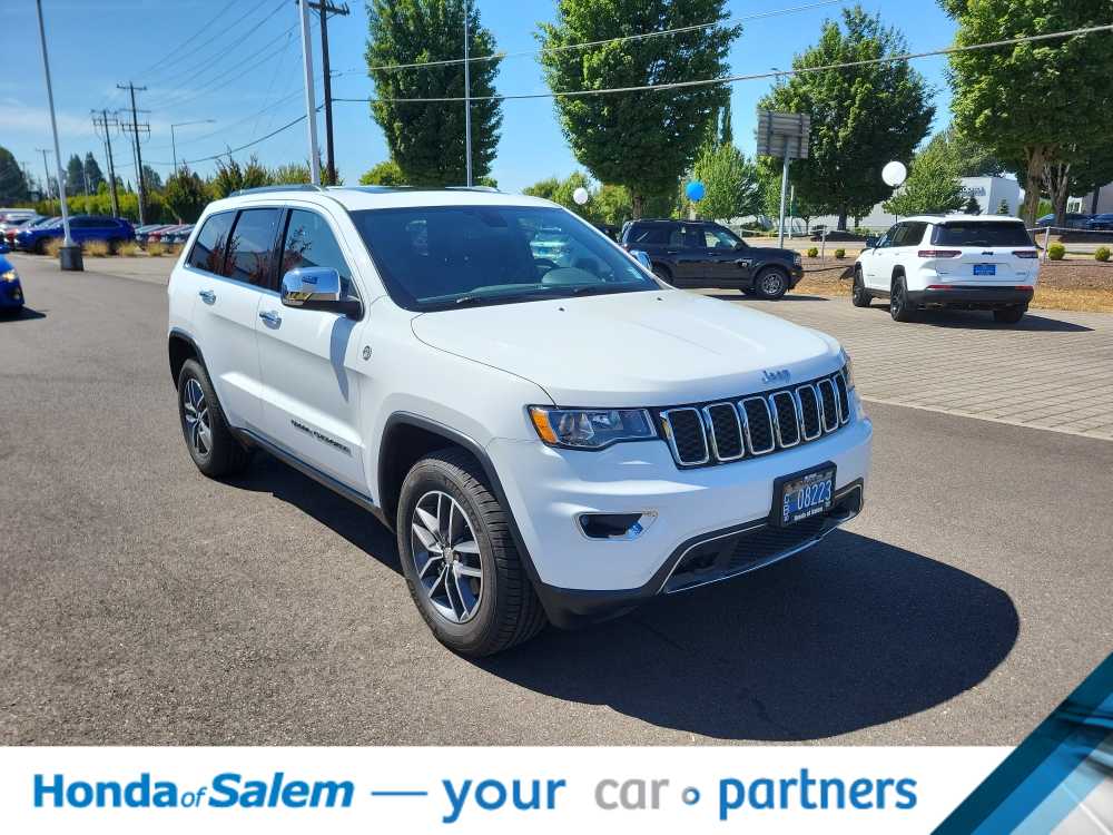 Thumbnail: 2018 Jeep Grand Cherokee - 24