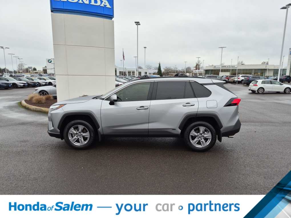 Thumbnail: 2025 Toyota RAV4 - 3