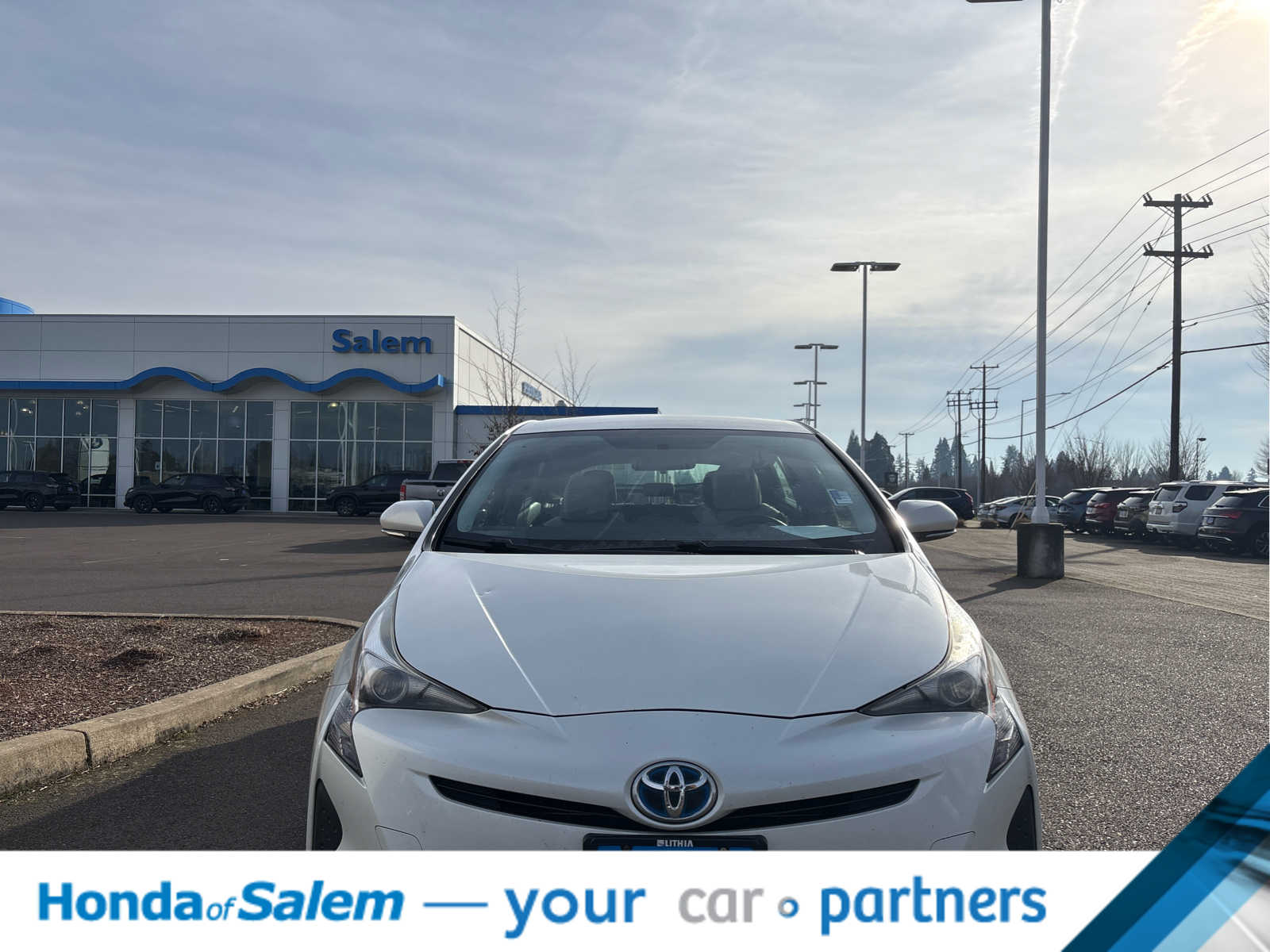 Thumbnail: 2016 Toyota Prius - 10