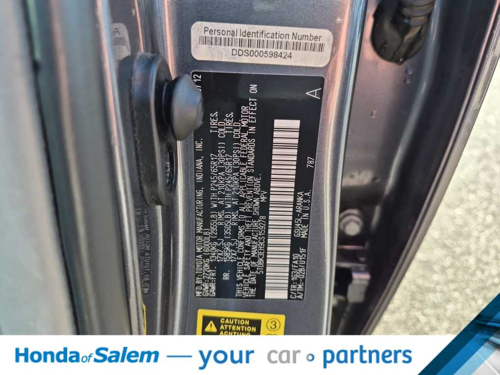 Thumbnail: 2012 Toyota Highlander - 21