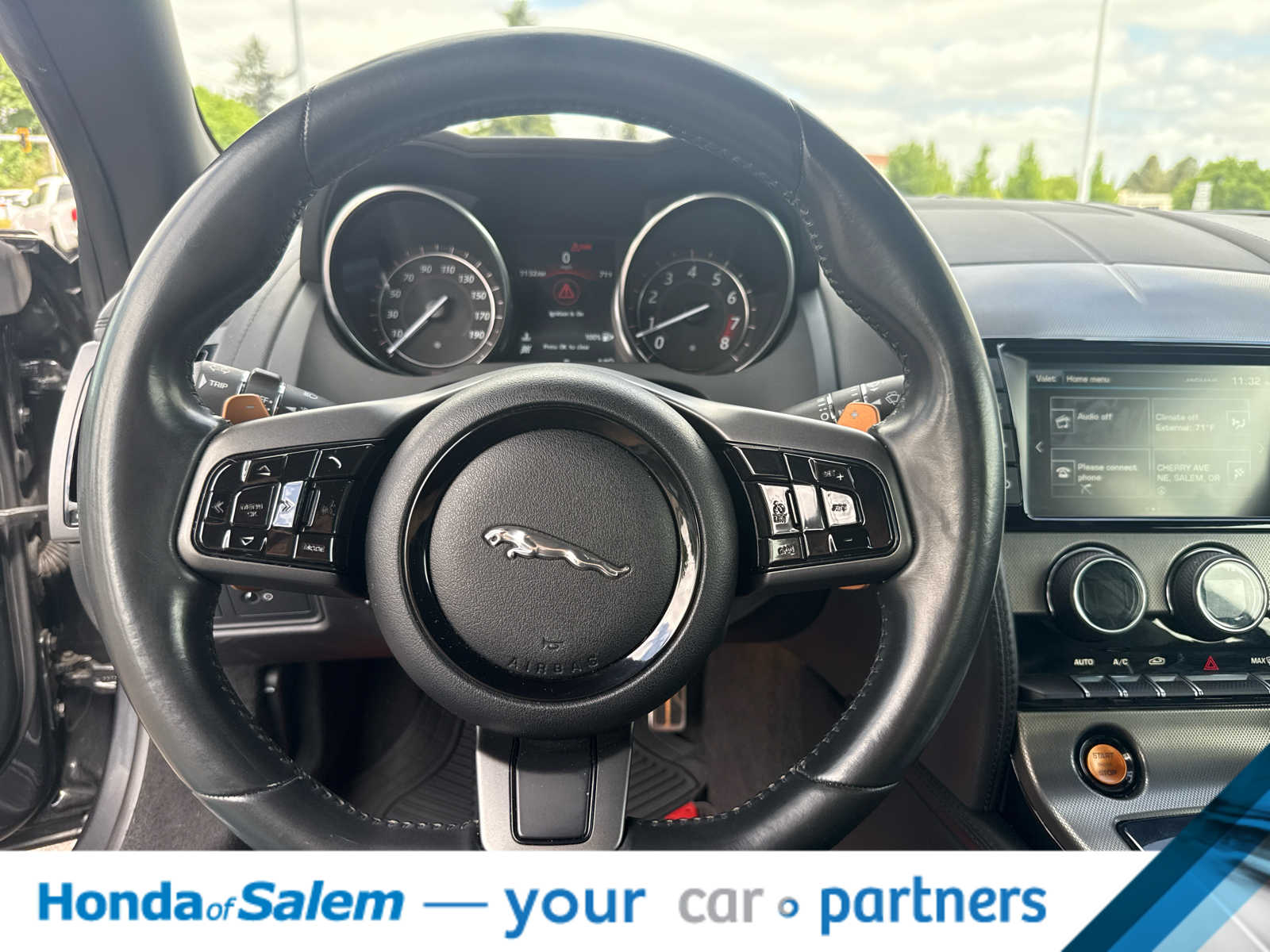 Thumbnail: 2016 Jaguar F-Type - 13