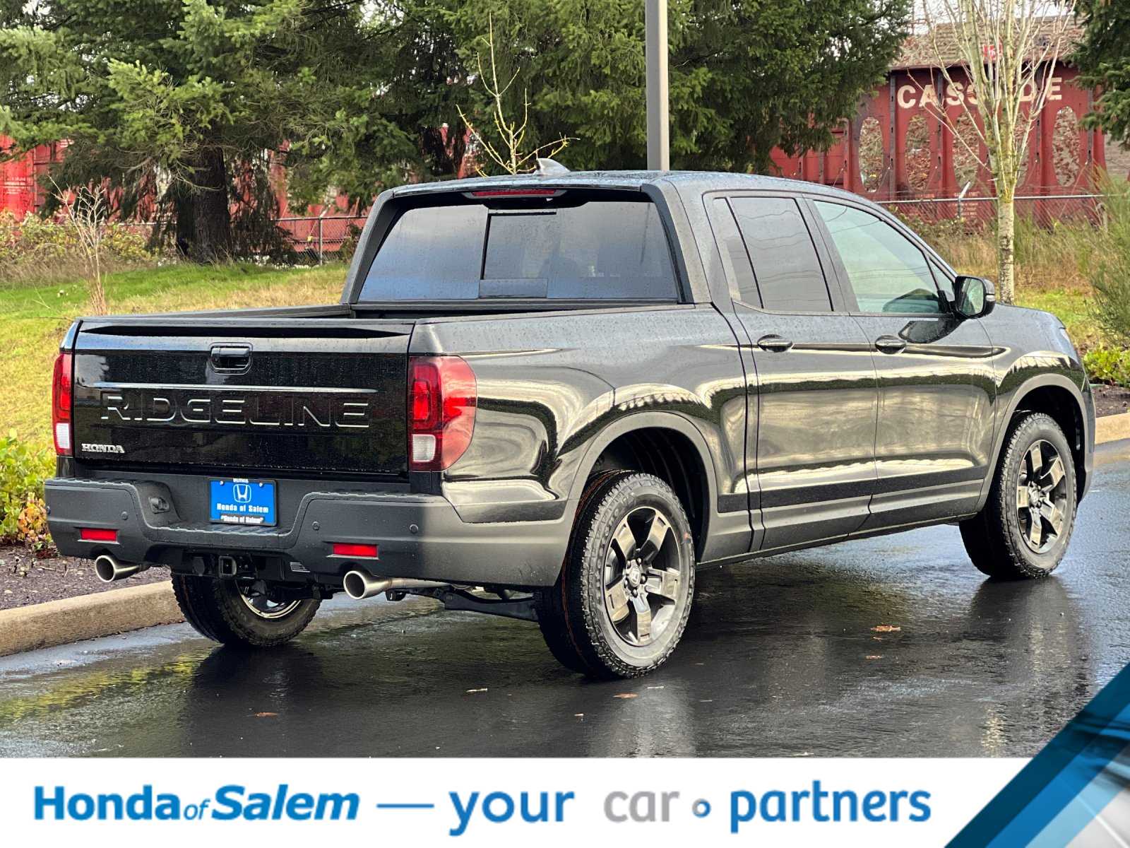 Thumbnail: 2025 Honda Ridgeline - 2