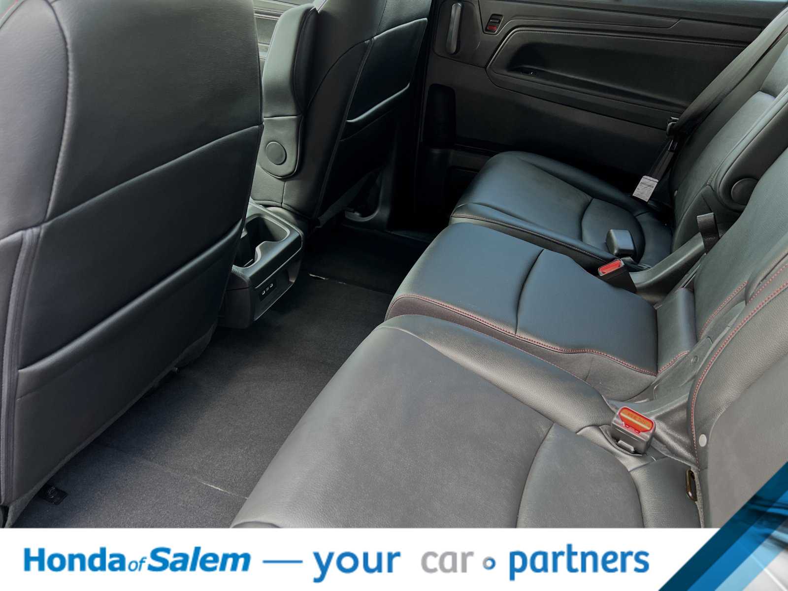 2025 Honda Odyssey Sport 4