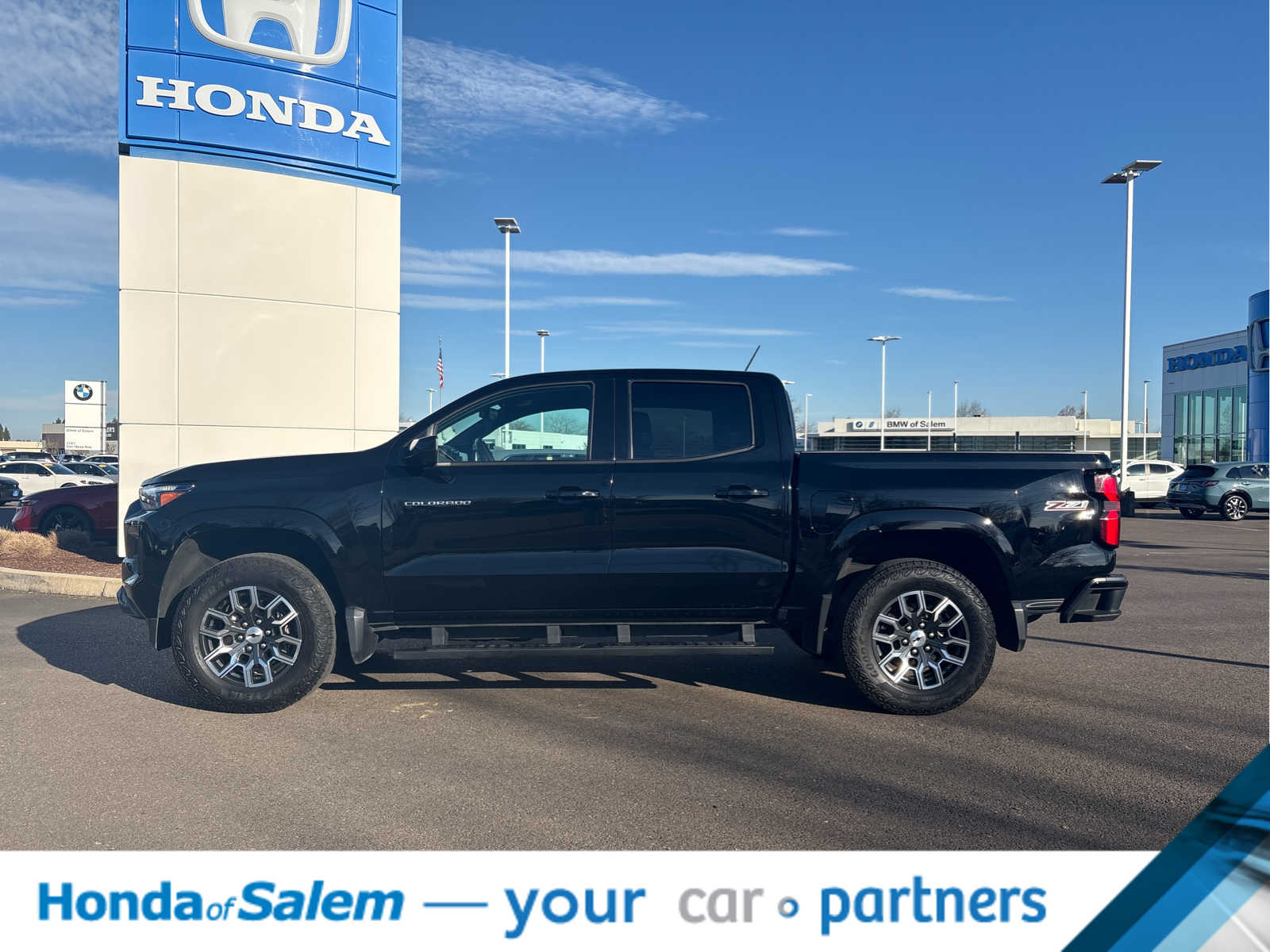 Thumbnail: 2024 Chevrolet Colorado - 3