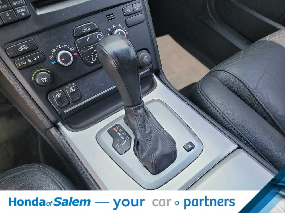 Thumbnail: 2013 Volvo XC90 - 17