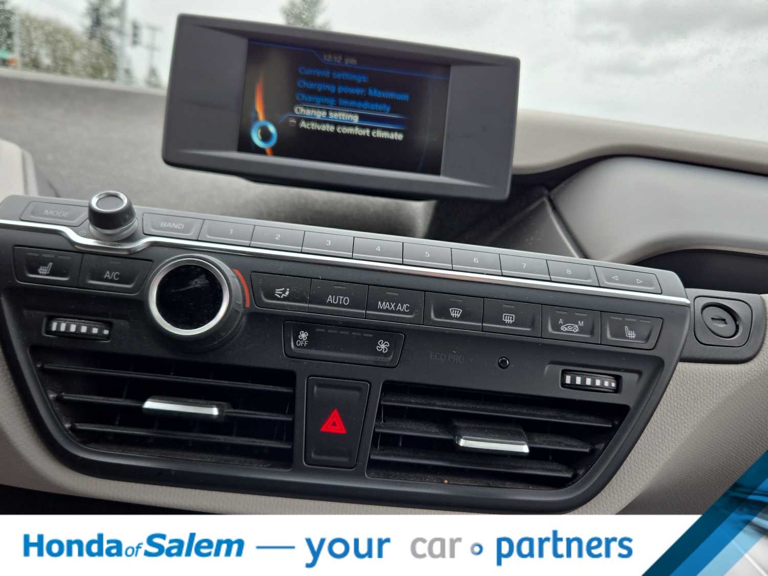 Thumbnail: 2018 BMW i3 - 13