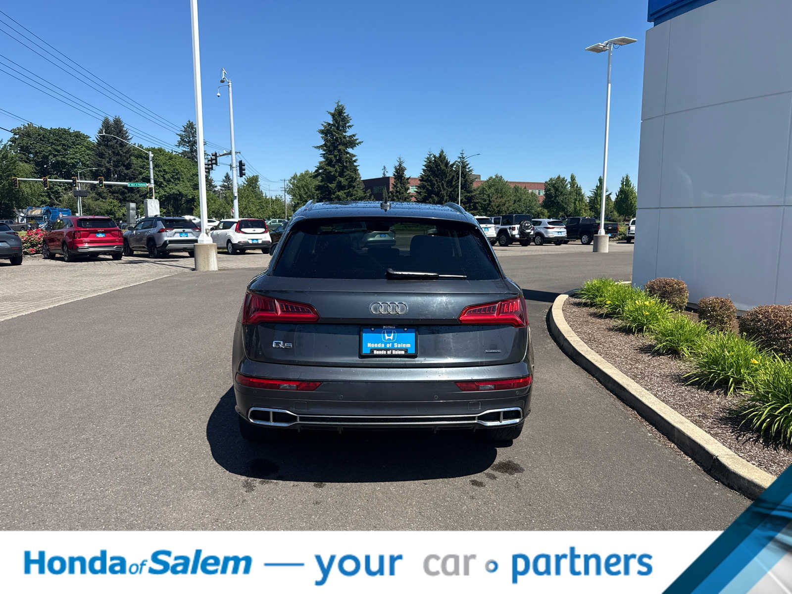 Thumbnail: 2020 Audi Q5 - 5