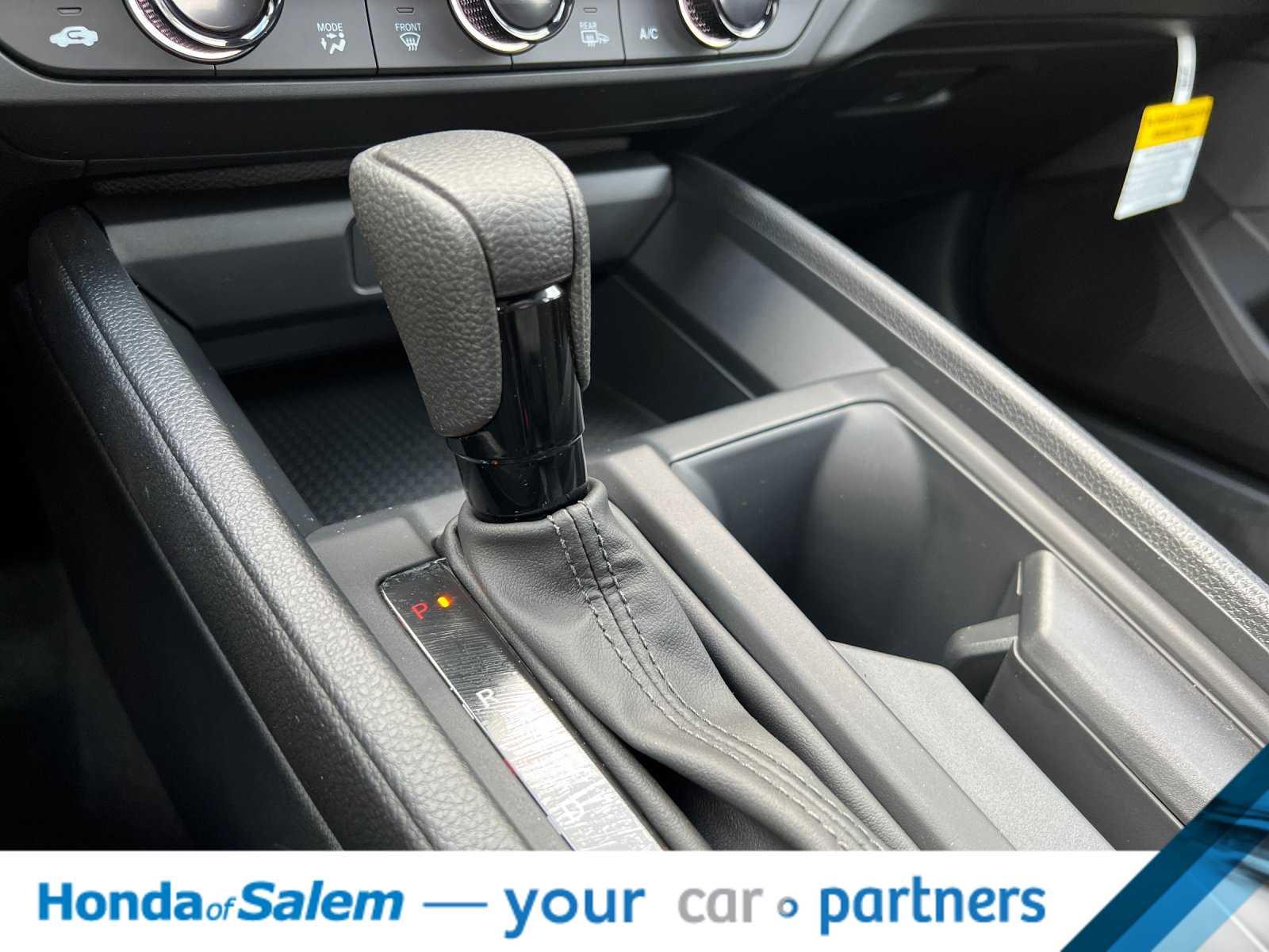 2025 Honda Accord SE 19