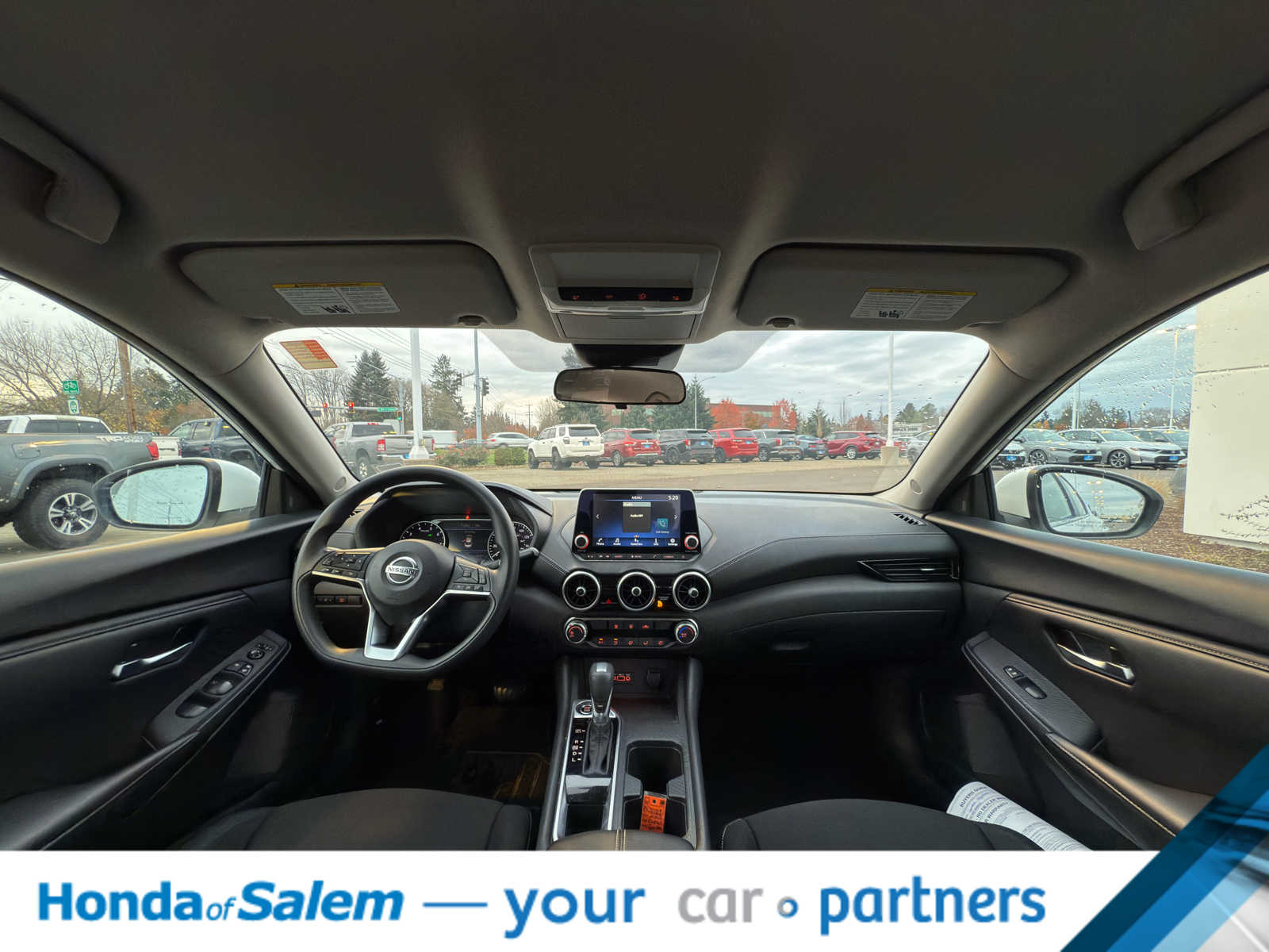 Thumbnail: 2023 Nissan Sentra - 13