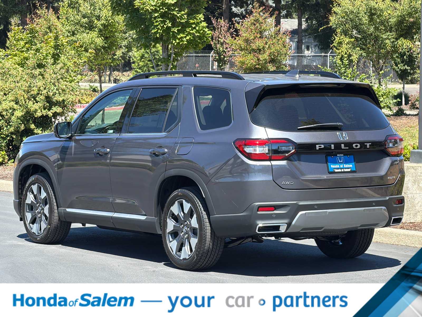 Thumbnail: 2026 Honda Pilot - 6