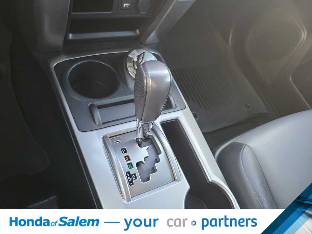 Thumbnail: 2021 Toyota 4Runner - 17