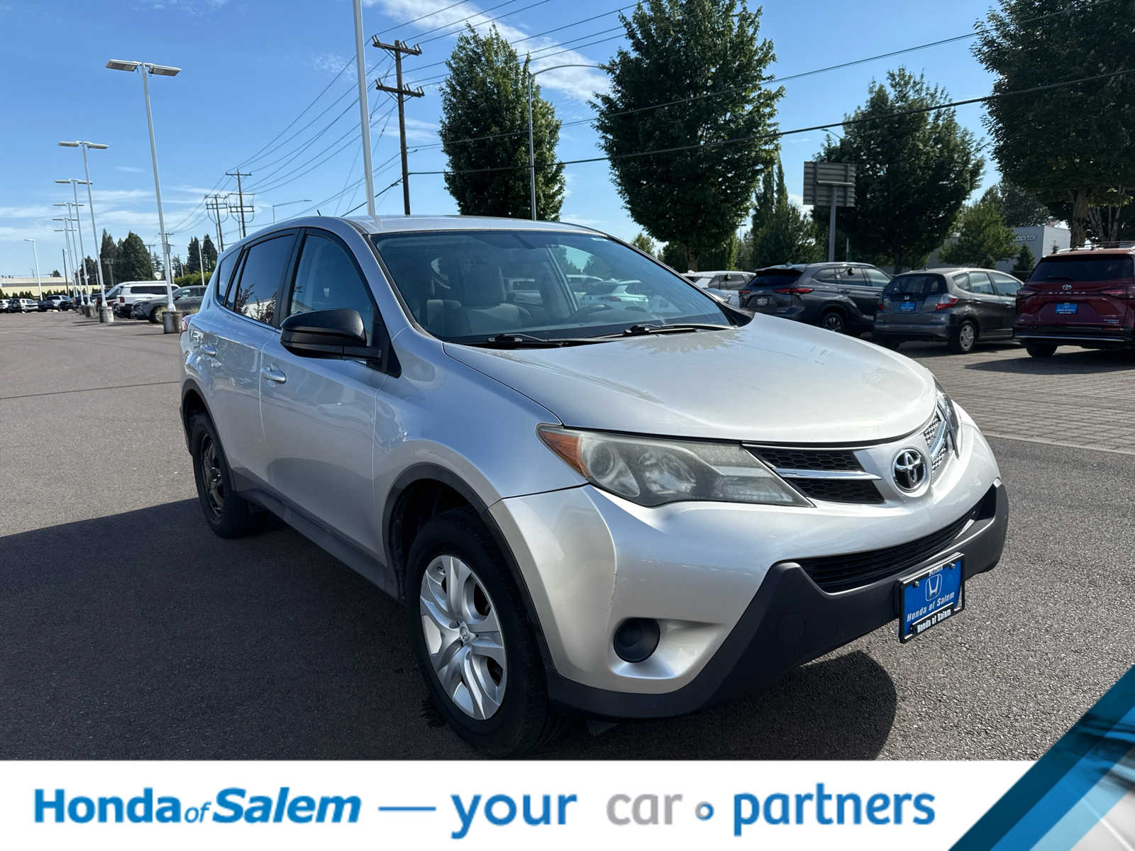 Thumbnail: 2015 Toyota RAV4 - 8