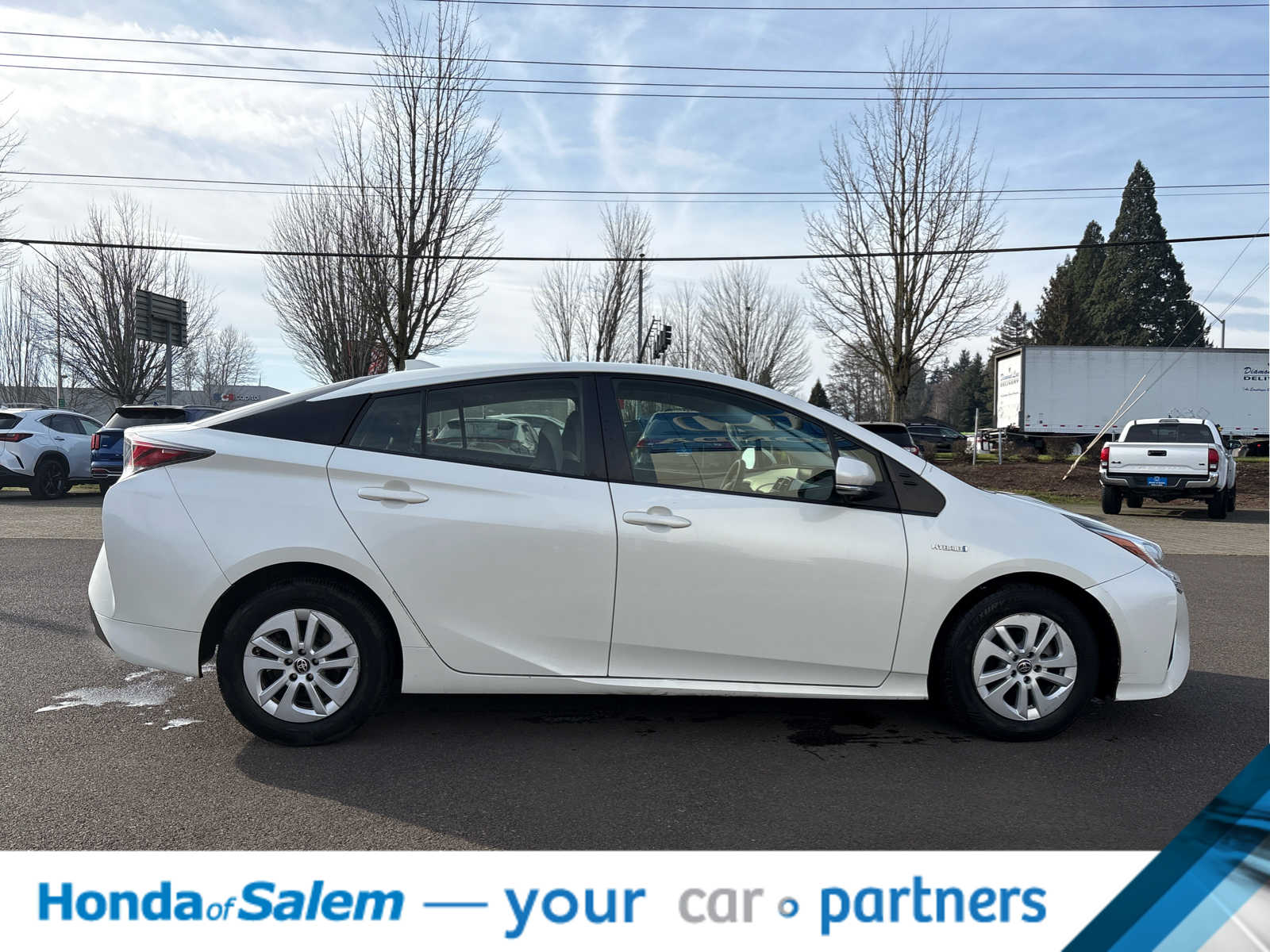 Thumbnail: 2016 Toyota Prius - 7