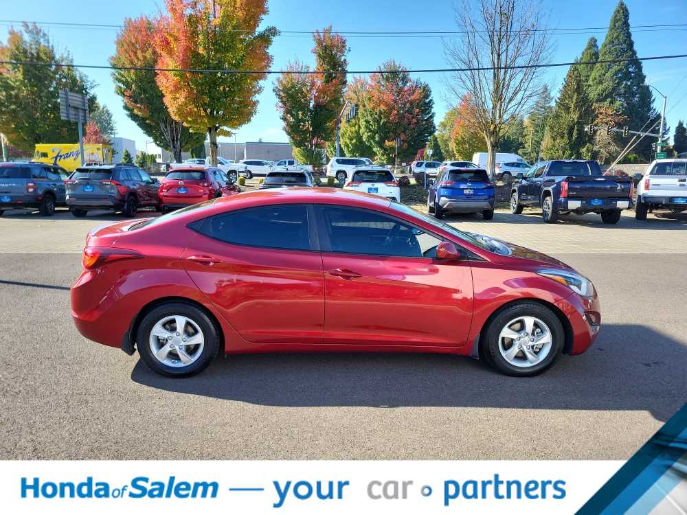 Thumbnail: 2015 Hyundai Elantra - 23