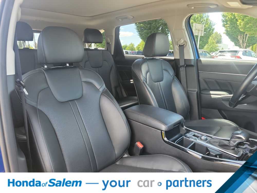 Thumbnail: 2021 Kia Sorento - 14