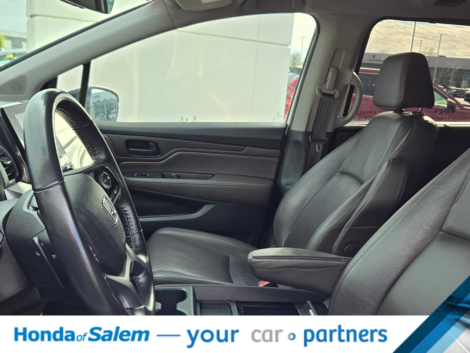 Thumbnail: 2019 Honda Odyssey - 12