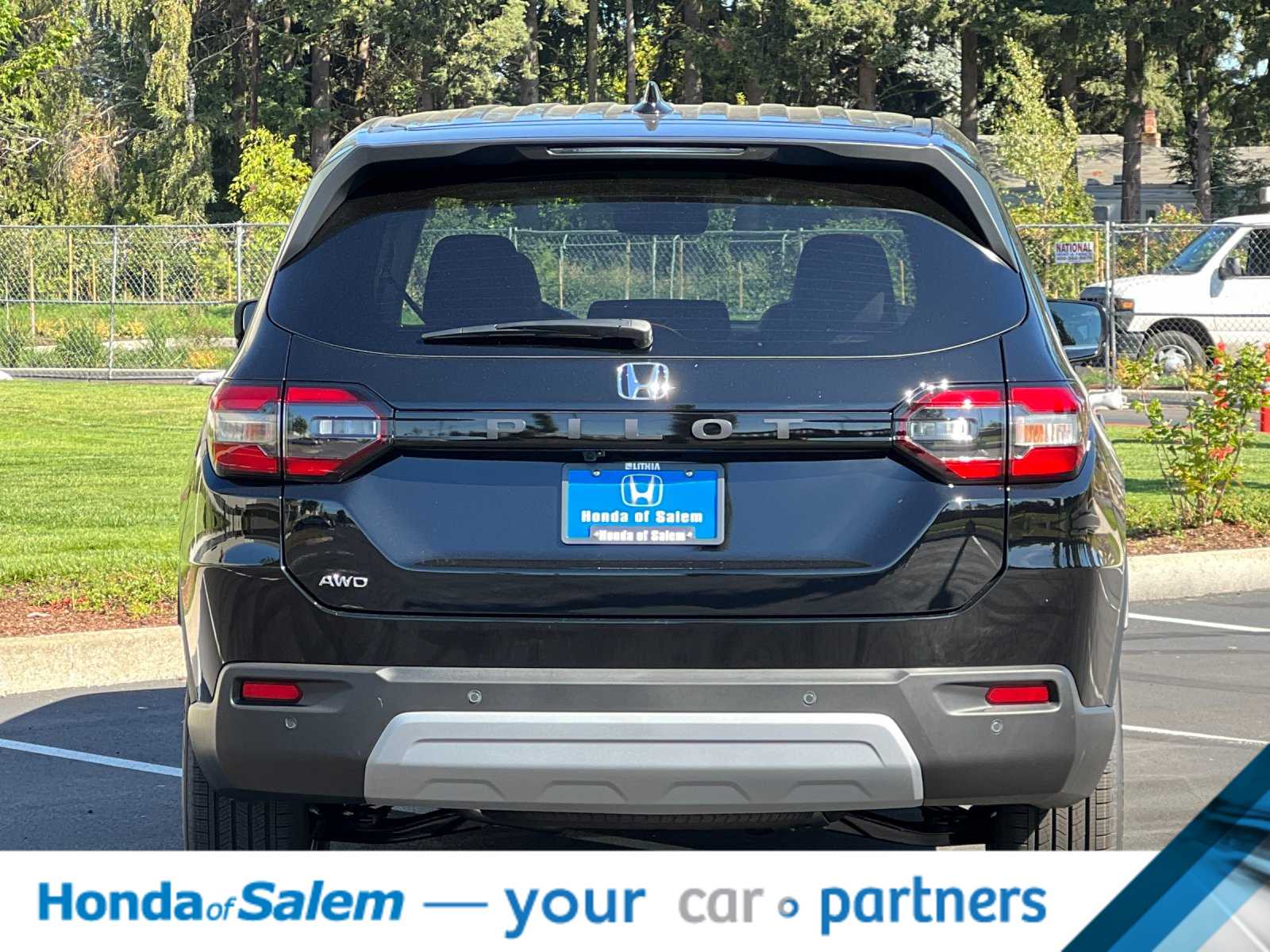 Thumbnail: 2025 Honda Pilot - 7