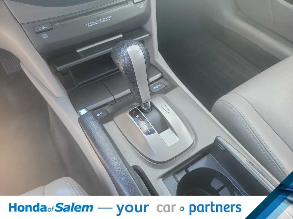 Thumbnail: 2011 Honda Accord - 17