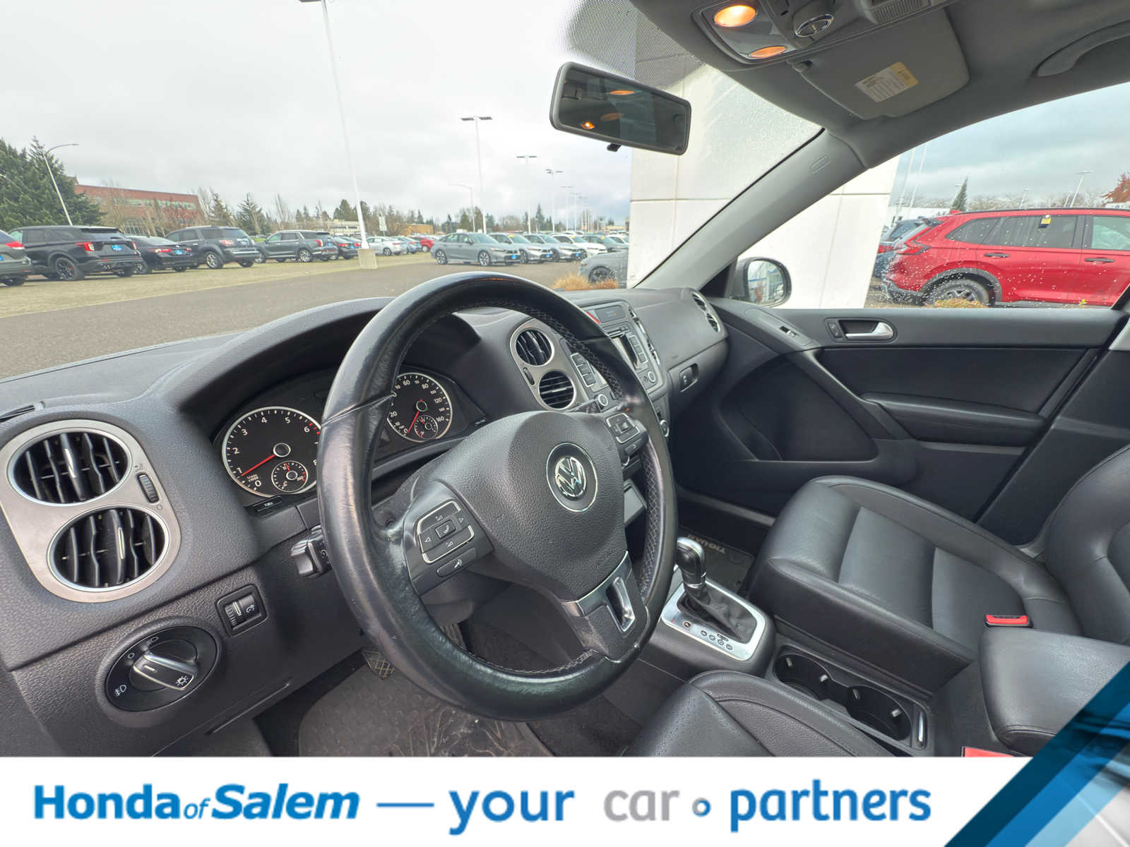 Used 2011 Volkswagen Tiguan SE with VIN WVGBV7AX0BW533380 for sale in Salem, OR