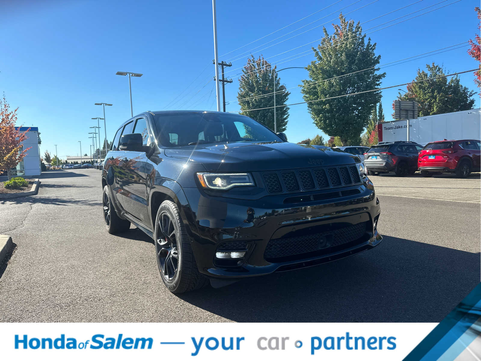 Thumbnail: 2017 Jeep Grand Cherokee - 8
