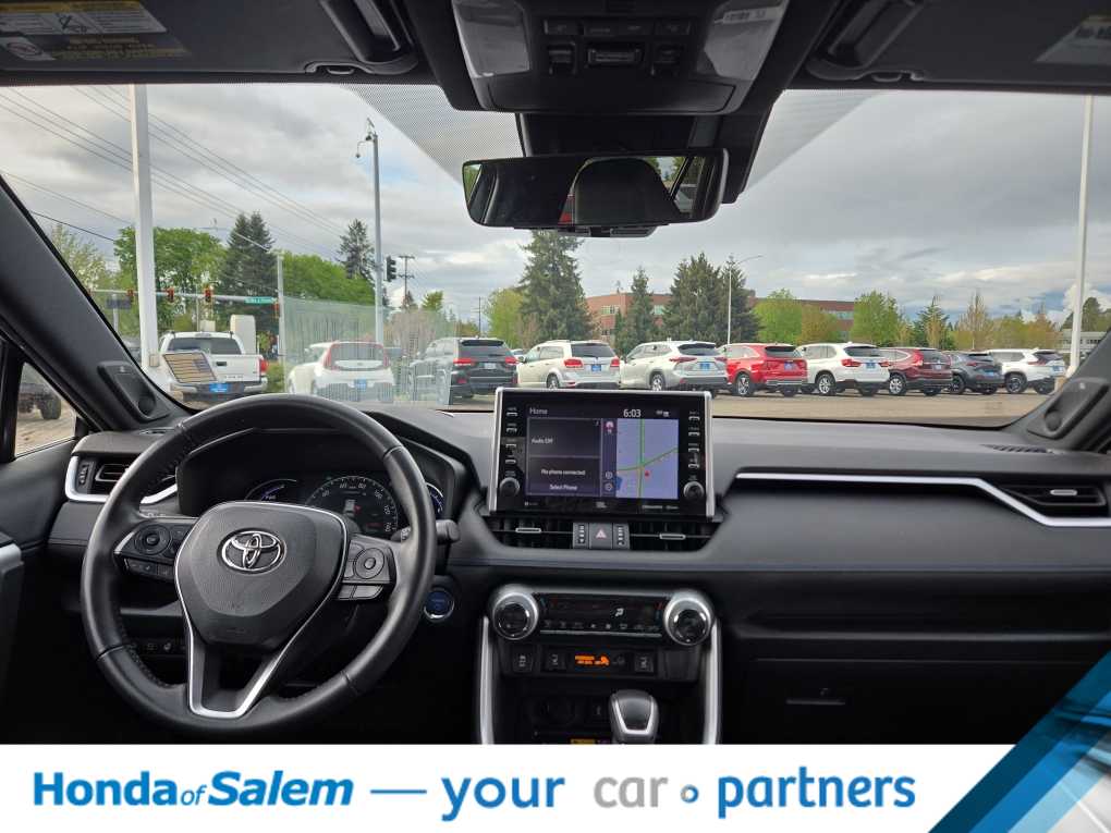 Thumbnail: 2022 Toyota RAV4 - 11