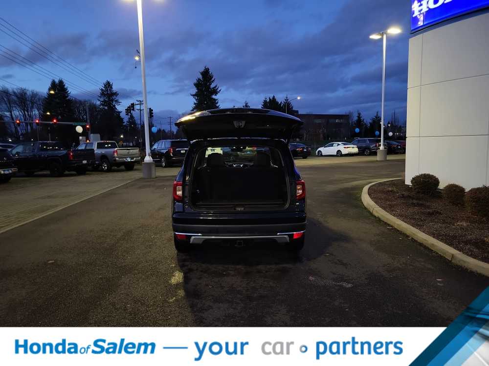 Thumbnail: 2019 Honda Pilot - 19