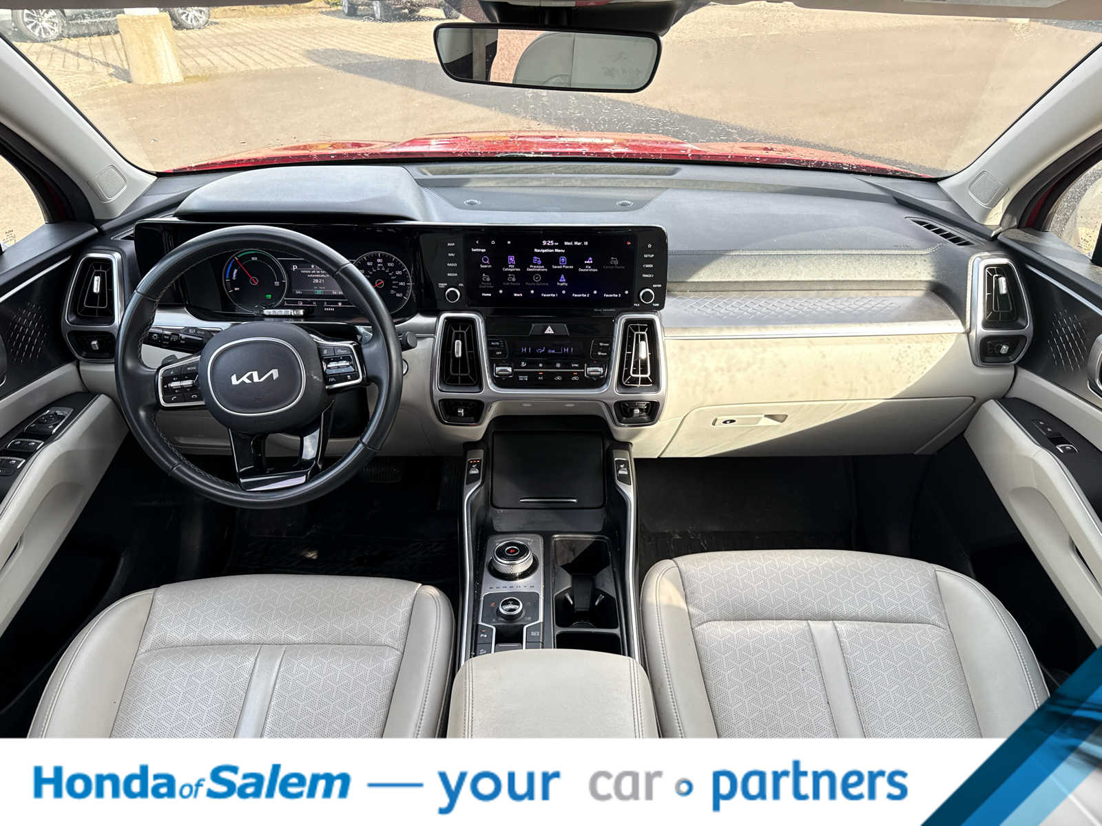 Thumbnail: 2023 Kia Sorento - 10