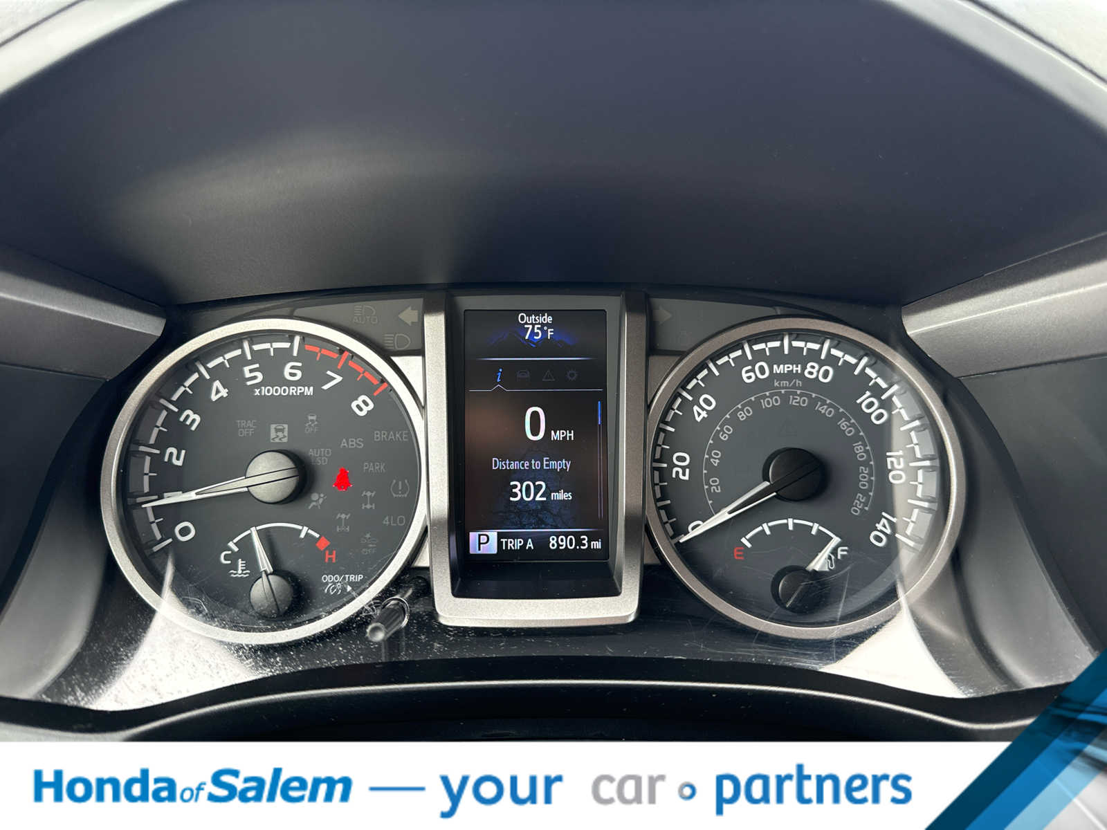 Thumbnail: 2021 Toyota Tacoma - 20