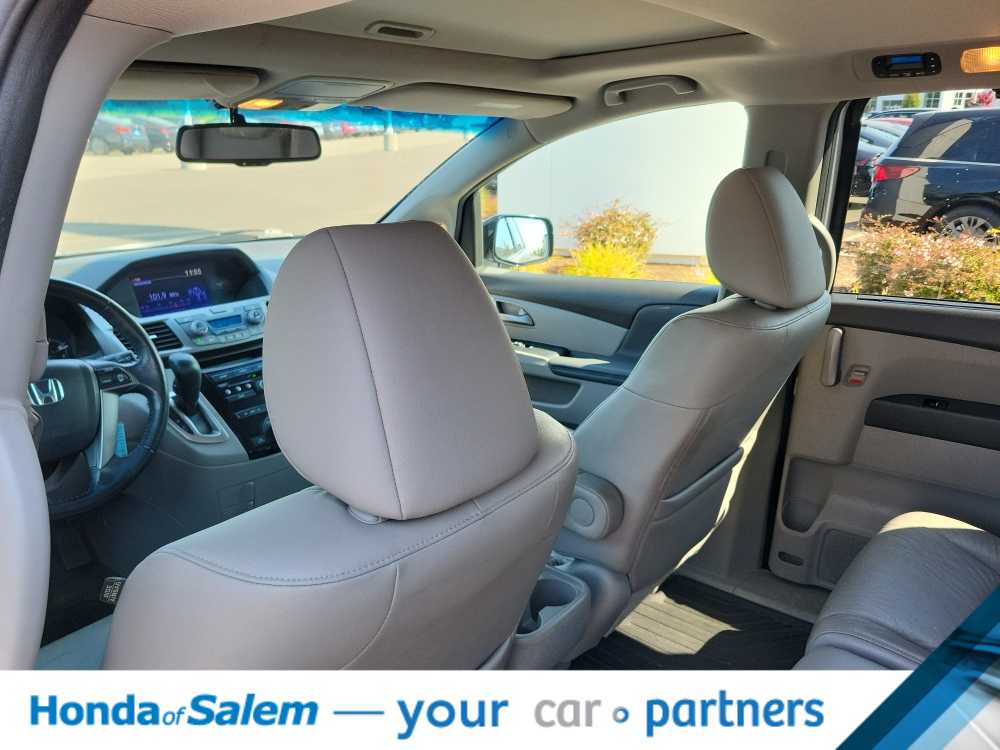 Thumbnail: 2012 Honda Odyssey - 12