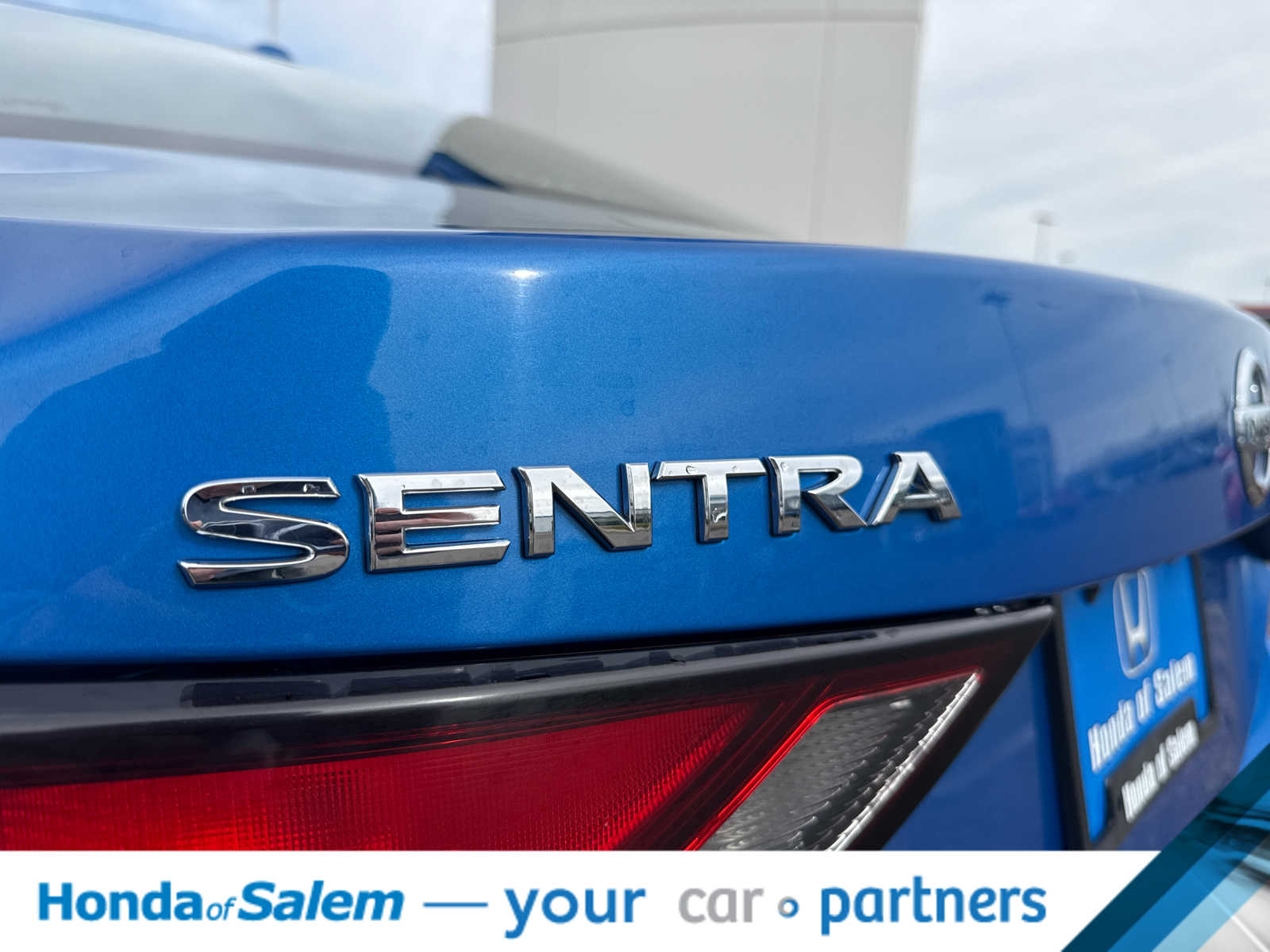 Thumbnail: 2023 Nissan Sentra - 4