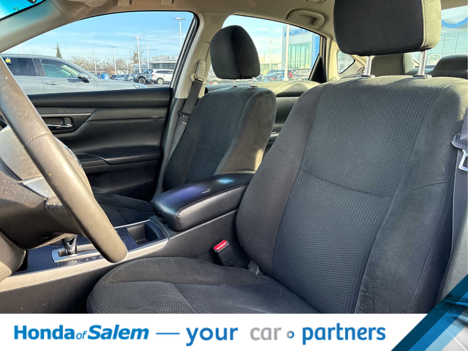 Thumbnail: 2015 Nissan Altima - 14