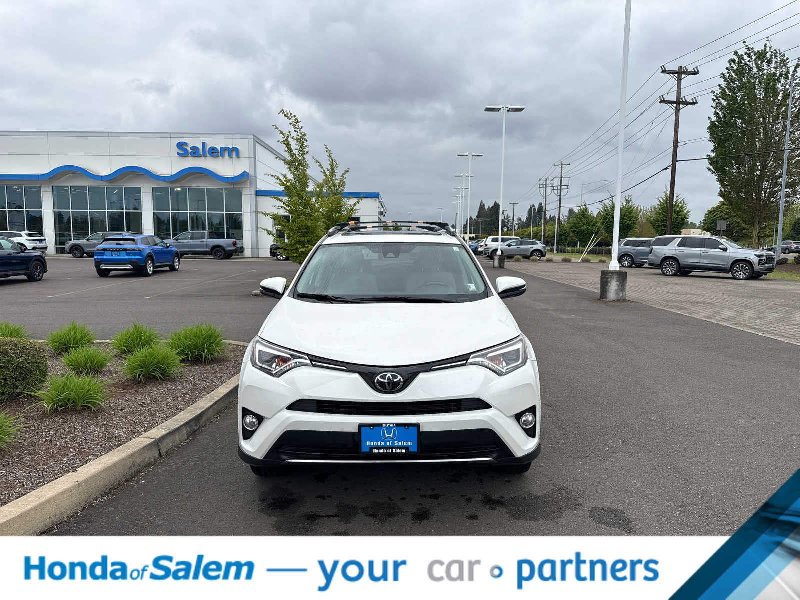 Thumbnail: 2018 Toyota RAV4 - 7