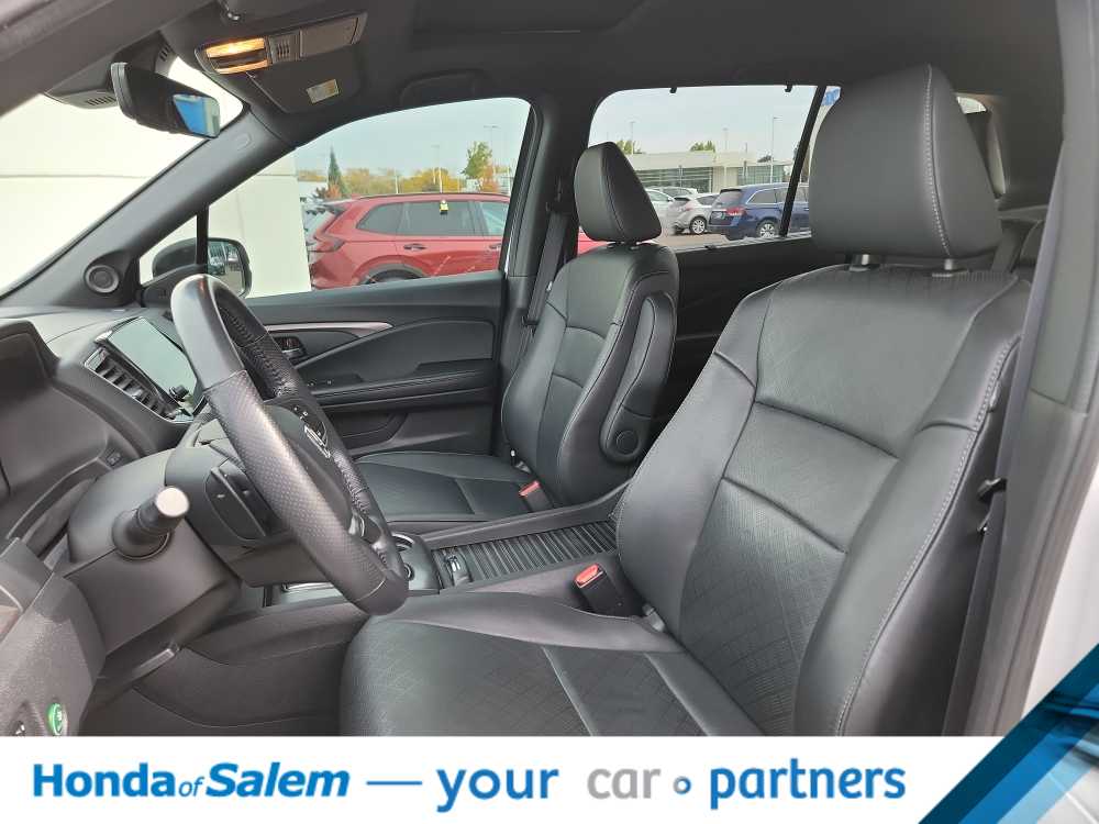 Thumbnail: 2019 Honda Passport - 11