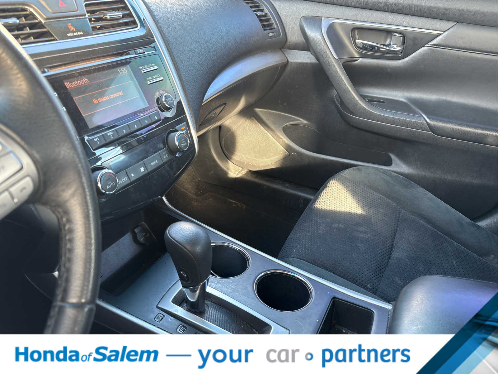 Thumbnail: 2015 Nissan Altima - 21