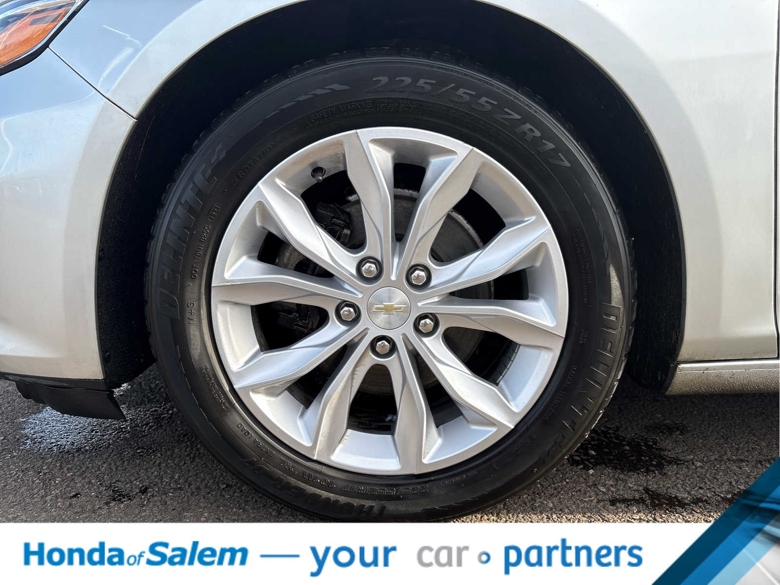 Thumbnail: 2020 Chevrolet Malibu - 11