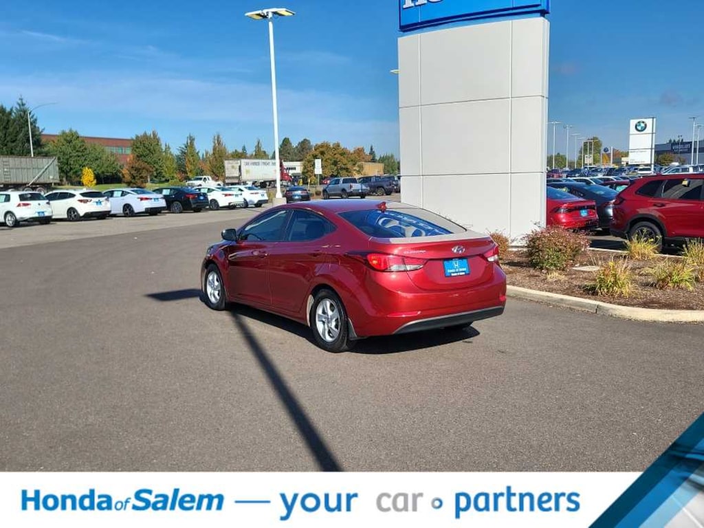 Used 2015 Hyundai Elantra SE Sedan