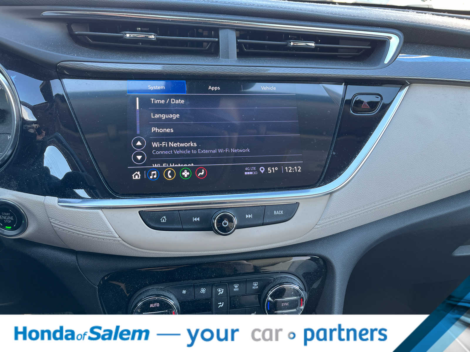 Thumbnail: 2023 Buick Encore GX - 16